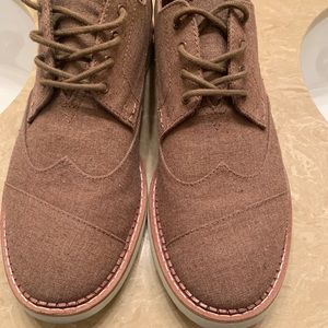 Toms Brogue